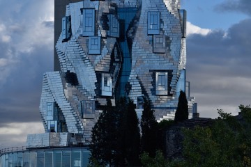 Frank Gehry'nin Luma Arles Sanat Kulesi Yükseliyor