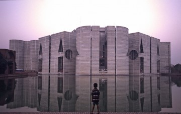 ​  Pera Film’den  Mimar Louis Kahn ve Mimarlık Üzerine Filmler  “Sessizlik ve Işık”