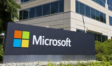 Microsoft, Singapur'daki Veri Merkezini Güneşle İşletecek
