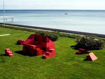 Pembe, Kırmızı ve Fuşya Renkli Geometrik Bloklardan Puzzle House