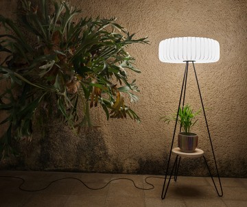 Aqua Creations​ Markasından Yeni Bir Zemin Aydınlatması: ToTeM Floor Lamp