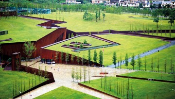Yeşil Çatılar 1: Wenchuan Deprem Müzesi